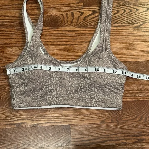 Varley Let’s Move Kellam Leopard Print Sports Bra Size Small - Picture 5 of 7
